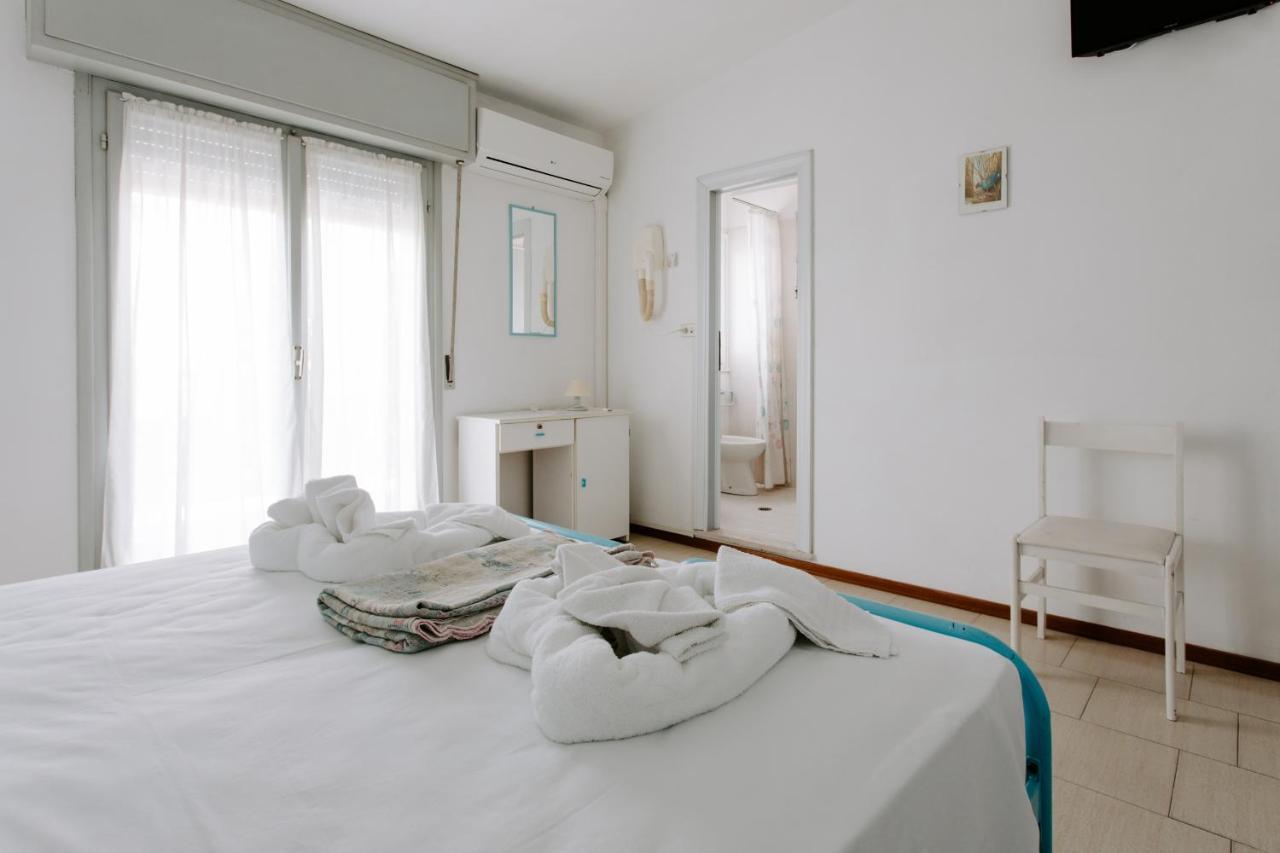 Hotel Edward Bellaria-Igea Marina Exterior foto