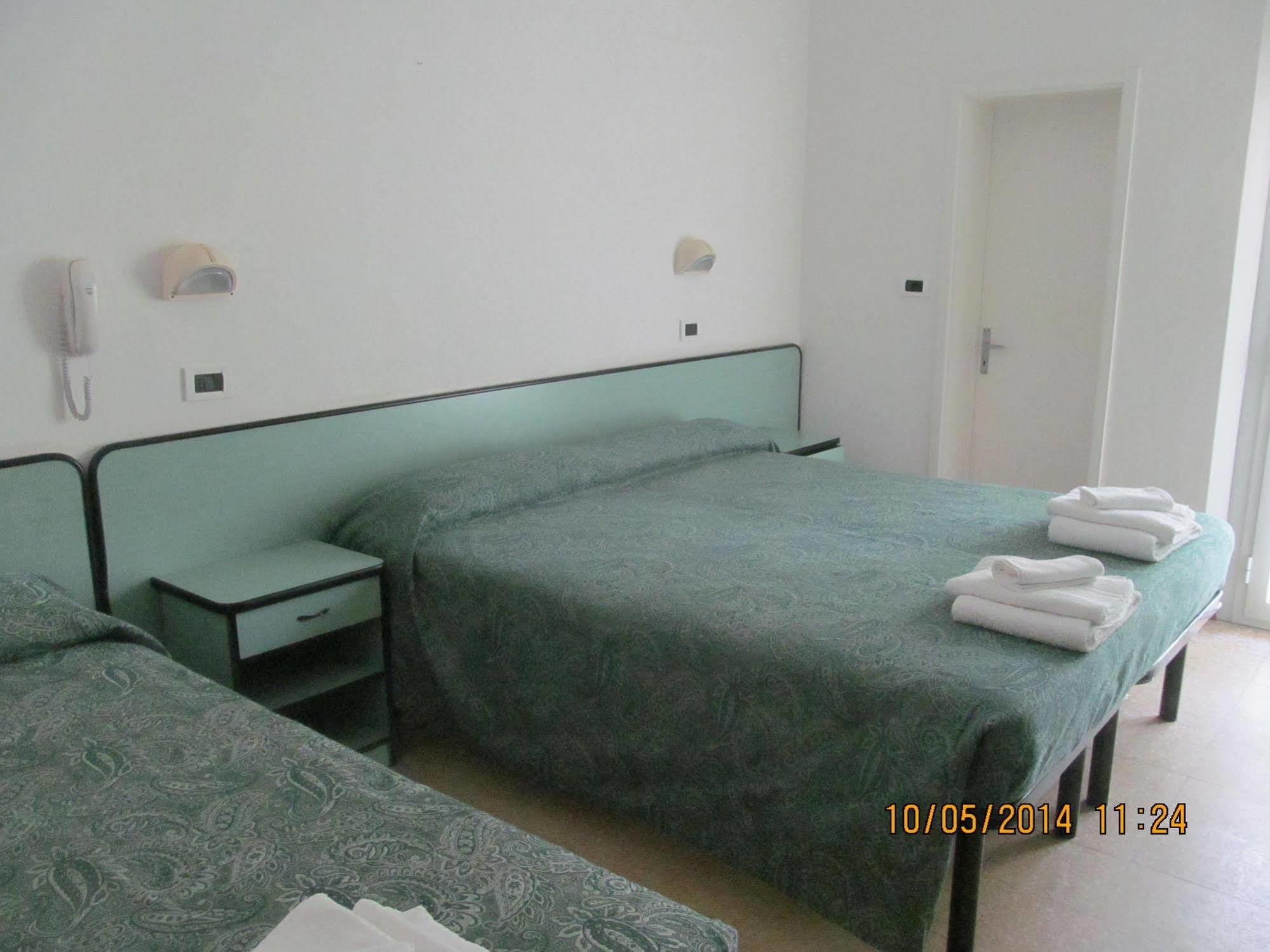 Hotel Edward Bellaria-Igea Marina Exterior foto
